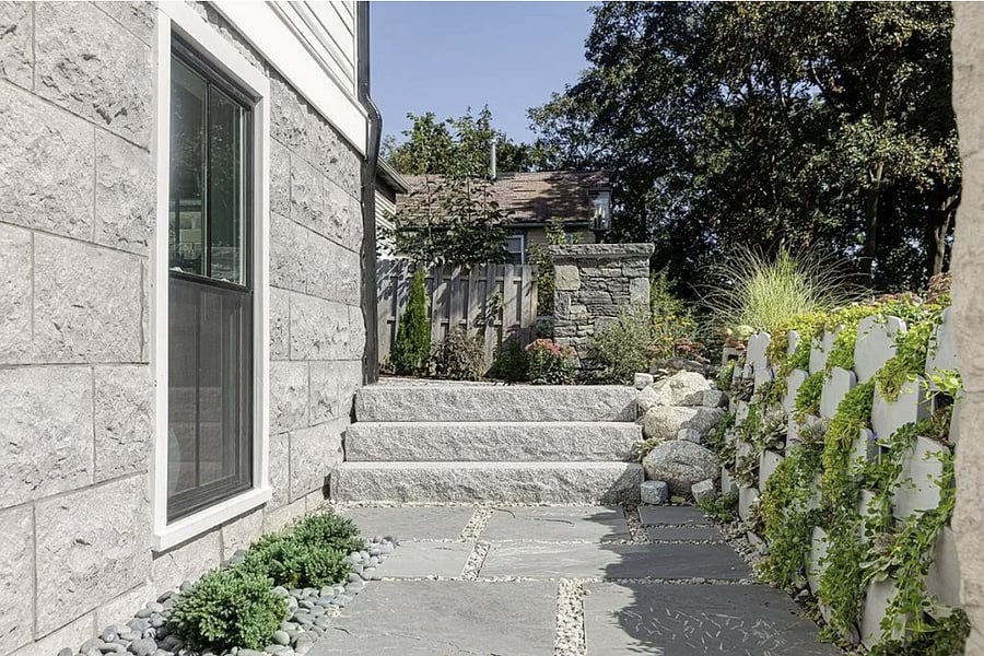 CONDO ENTRY