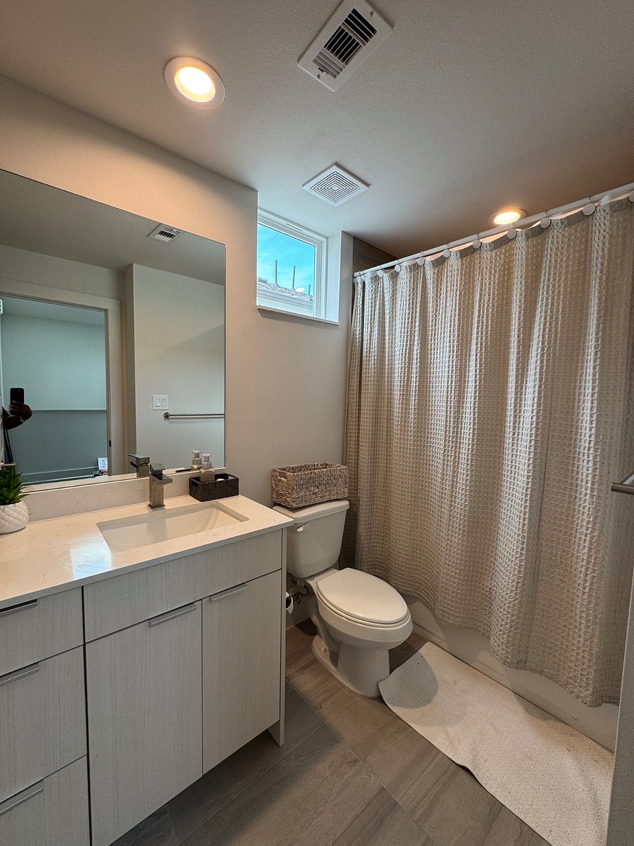 Furnished Finder property 874597_1 photo 3