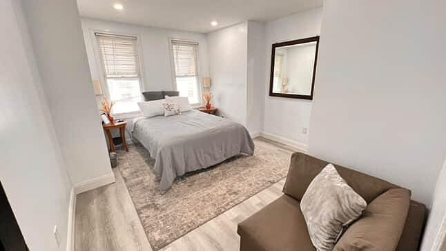 Queen Bed #1