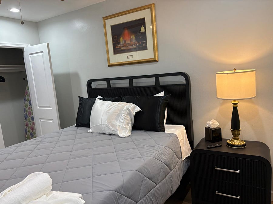 Furnished Finder property 874626_1 photo 11