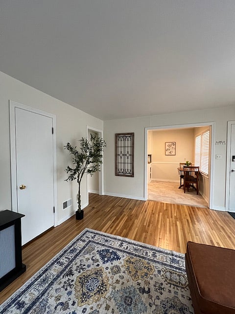 Furnished Finder property 874727_1 photo 3