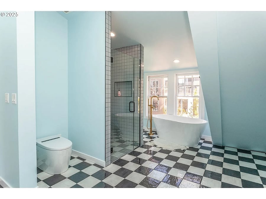 Third-Floor Bathroom