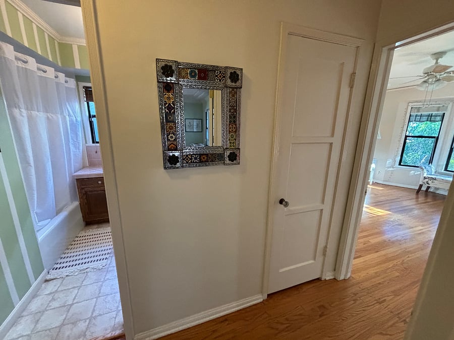 private hallway, bedroom to private bath