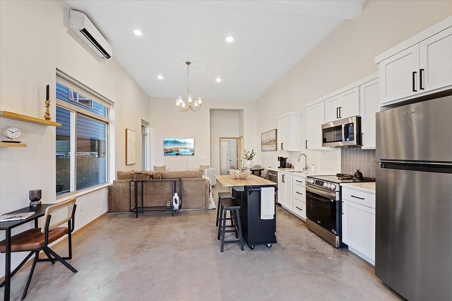 Furnished Finder property 874758_1 photo 6