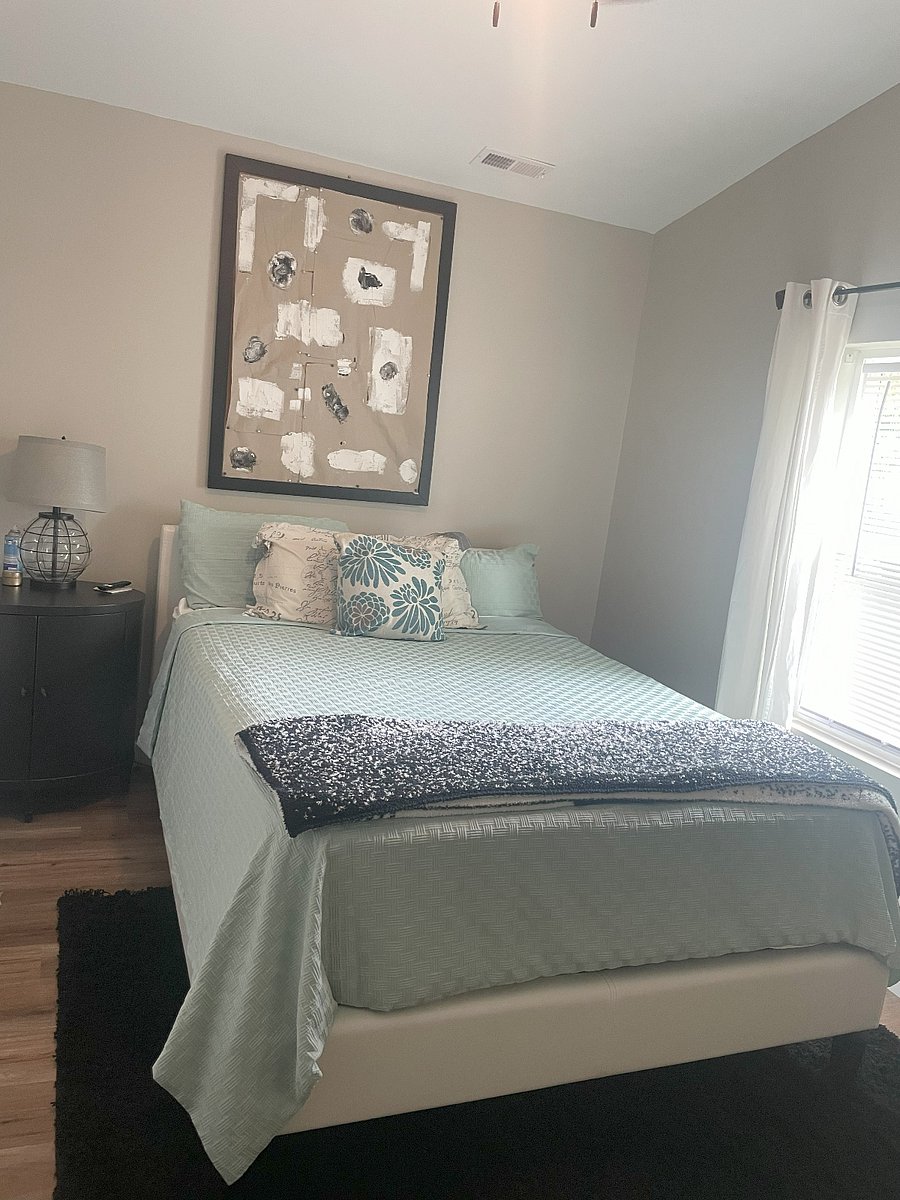 2nd room 