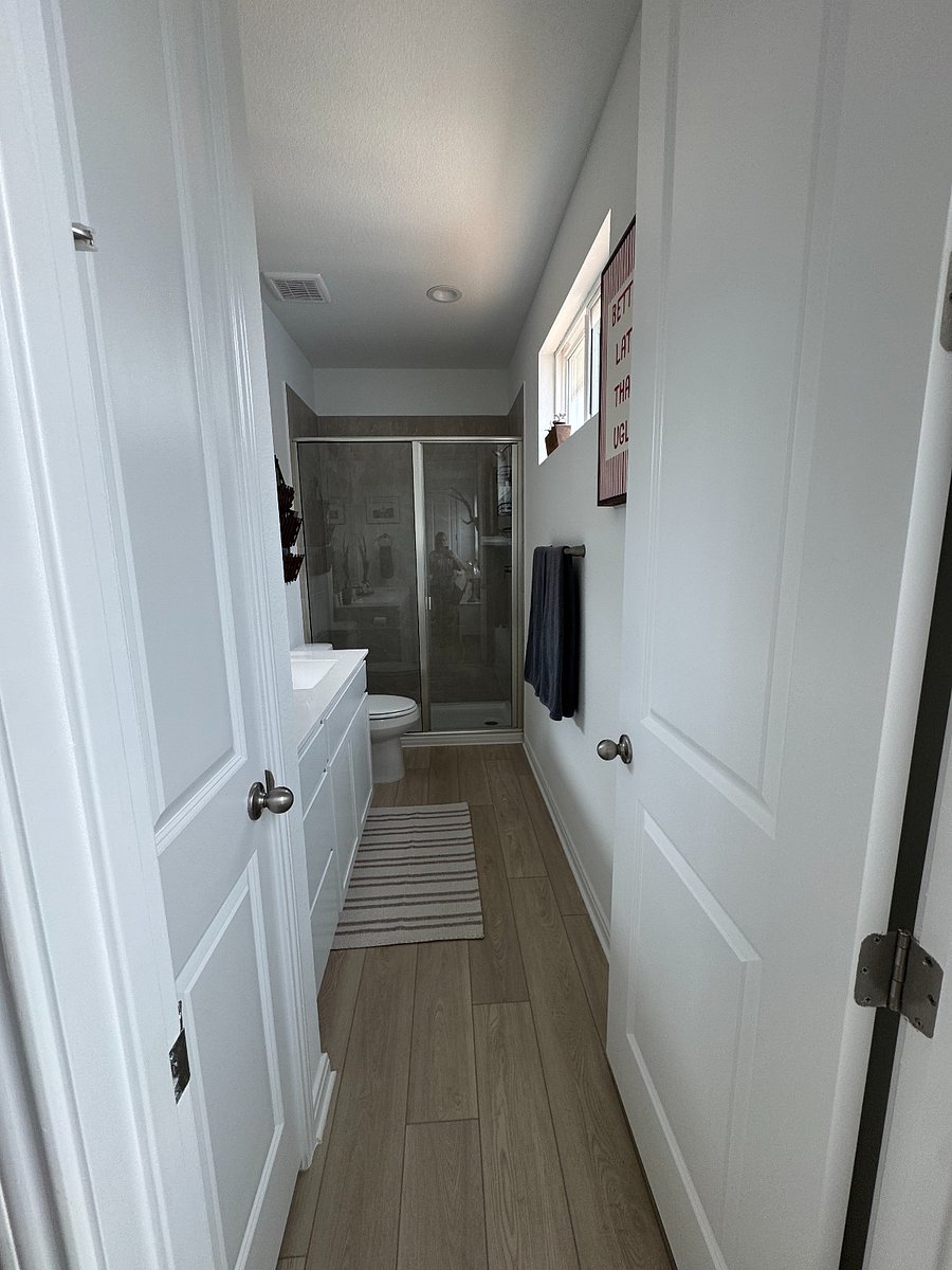 Primary Bathroom (ensuite)