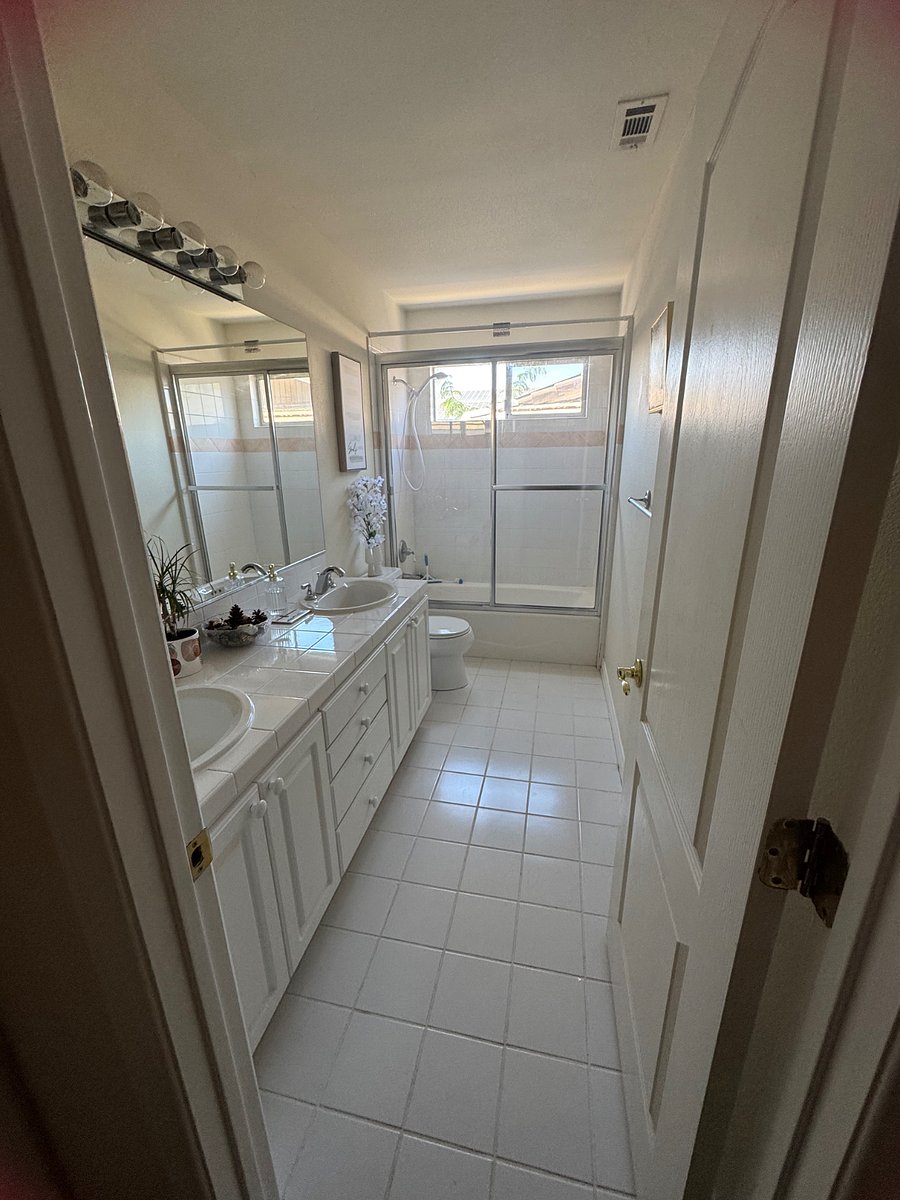 Furnished Finder property 874843_1 photo 6