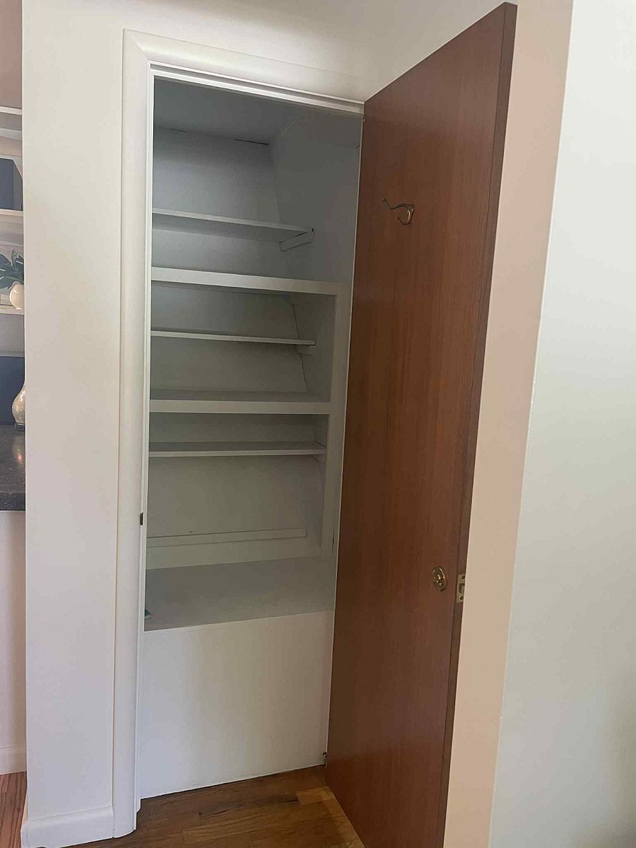 Spacious pantry/storage