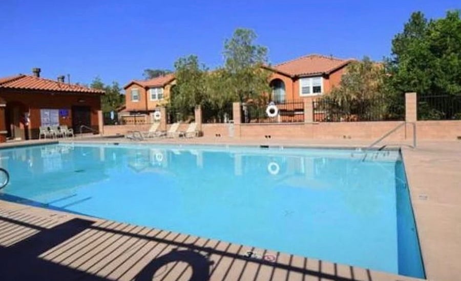 Furnished Finder property 874973_1 photo 4
