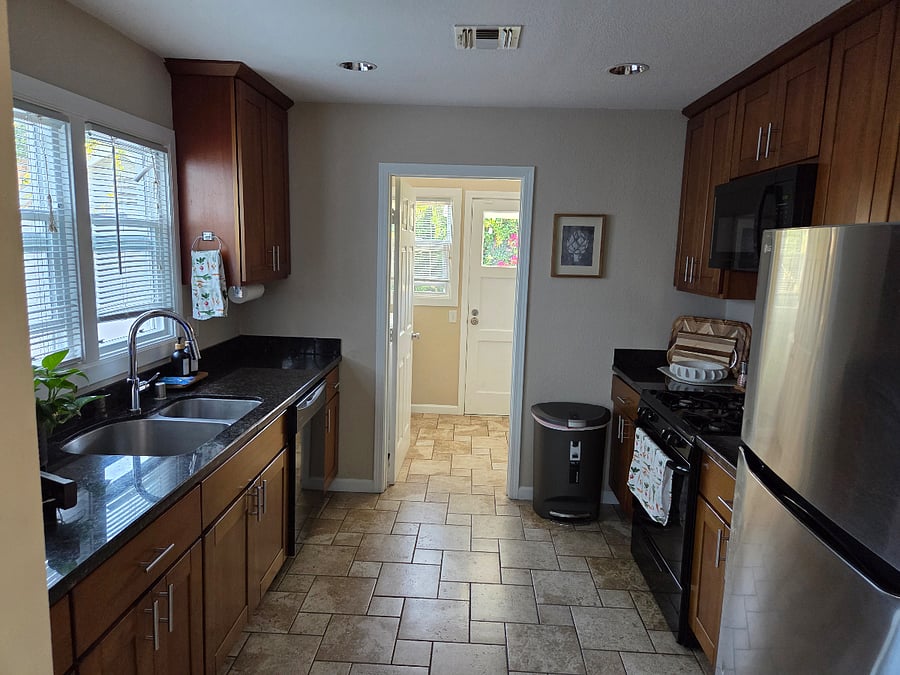 Furnished Finder property 874975_1 photo 3