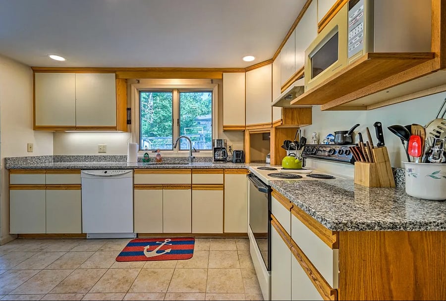 Furnished Finder property 875003_1 photo 12