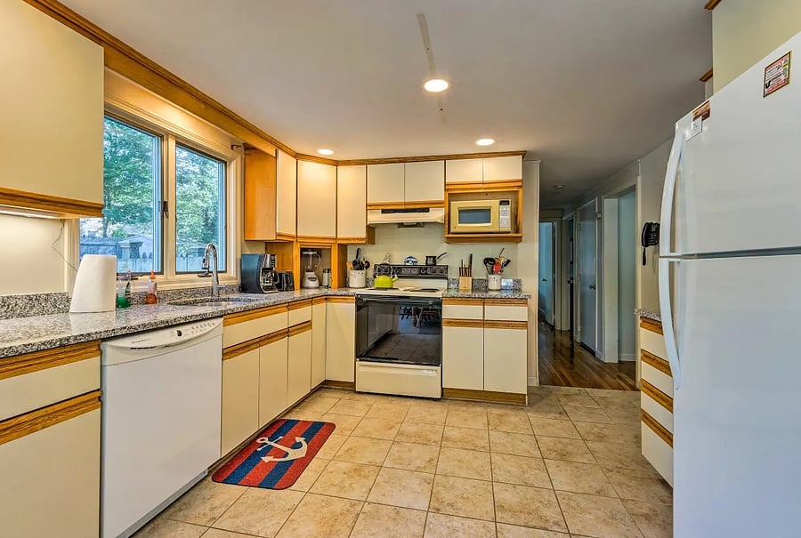 Furnished Finder property 875003_1 photo 13