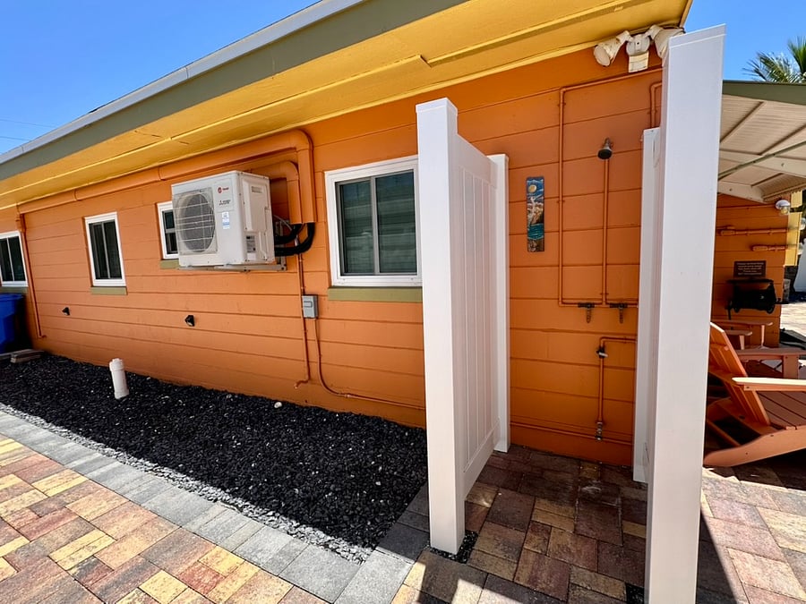 Outdoor, hot and cold shower.
