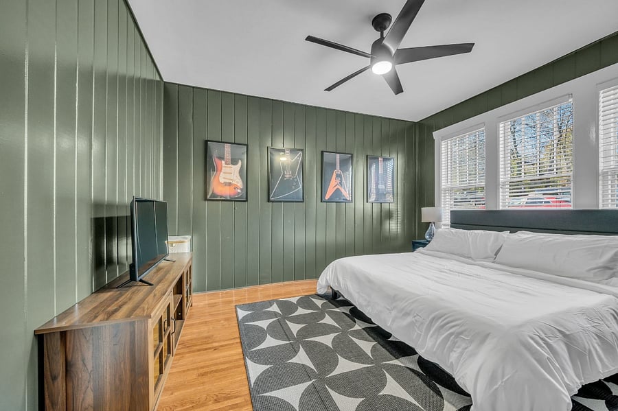 Furnished Finder property 875021_1 photo 15