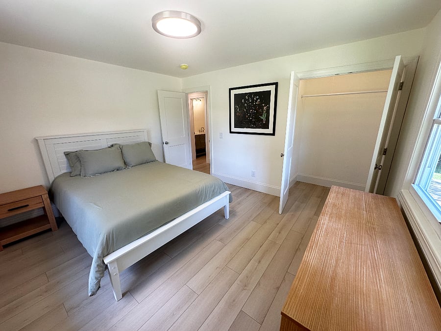 Furnished Finder property 875026_1 photo 17