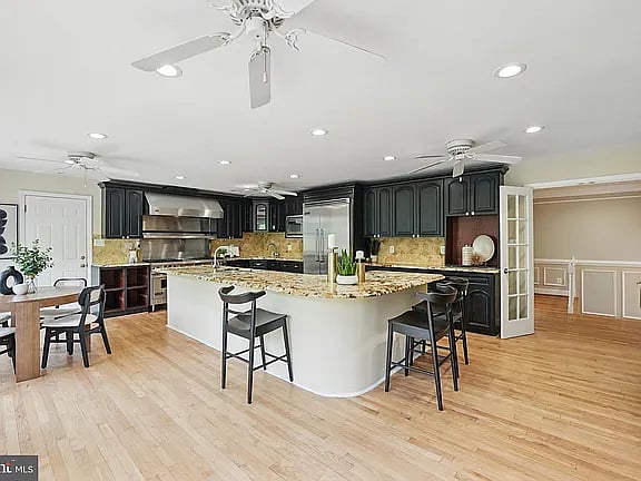 Furnished Finder property 875050_1 photo 18