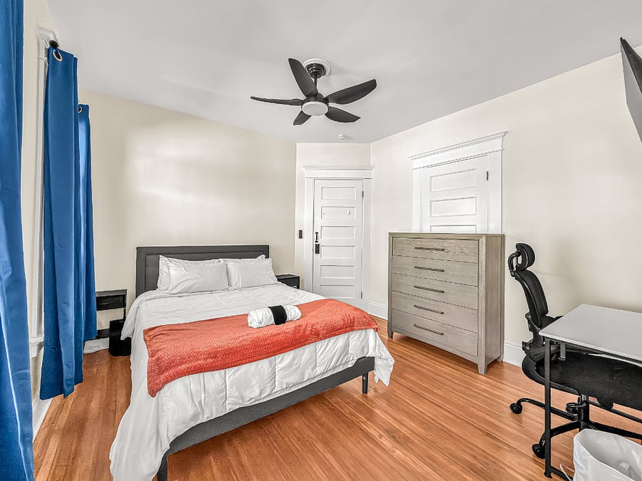 Furnished Finder property 875057_1 photo 16