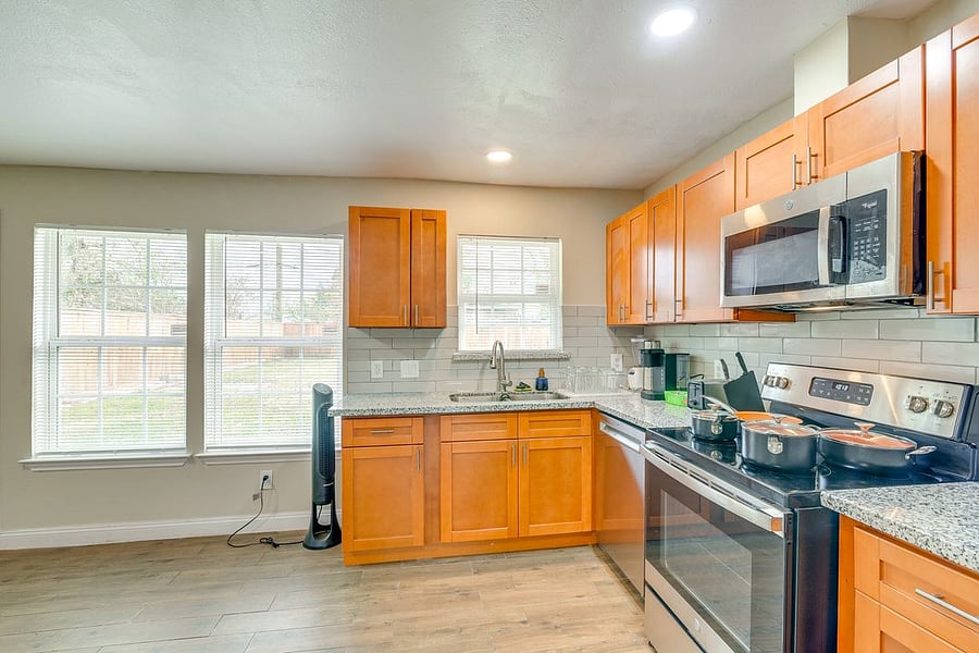 Furnished Finder property 875060_1 photo 6