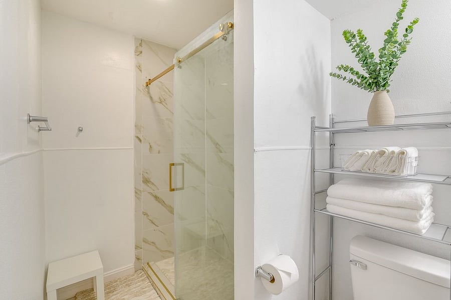 Furnished Finder property 875060_1 photo 15
