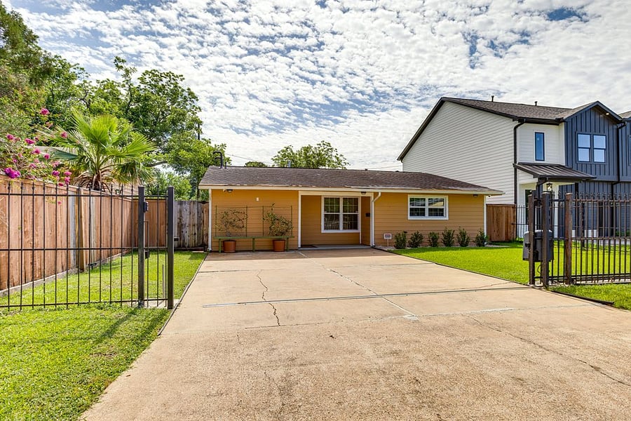Furnished Finder property 875060_1 photo 26