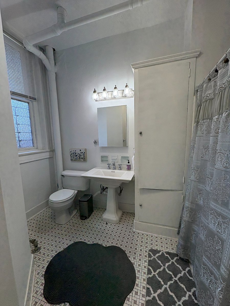 Furnished Finder property 875077_1 photo 7