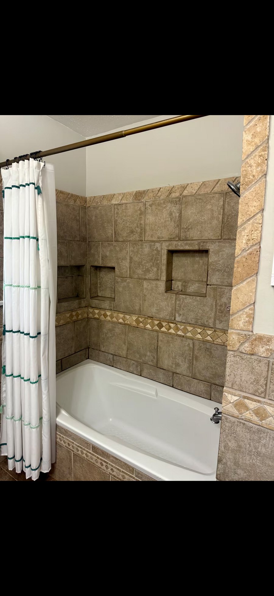 Furnished Finder property 875089_1 photo 10