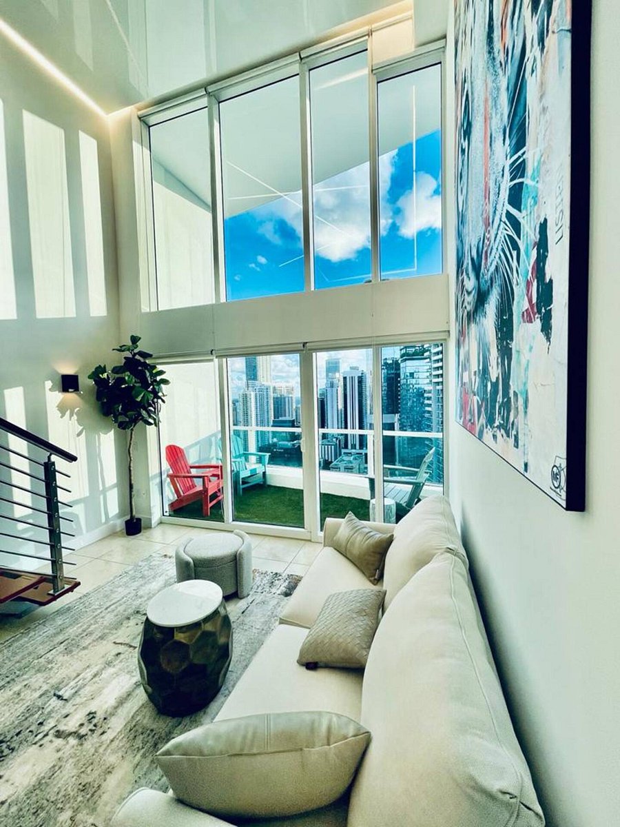 Bright stylish living room area