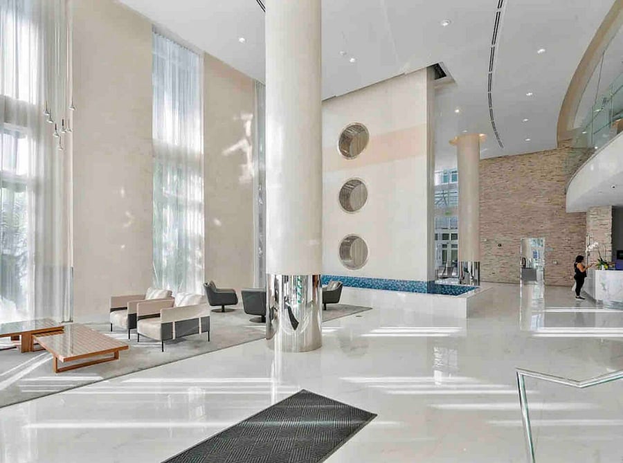 Lobby / Meeting area