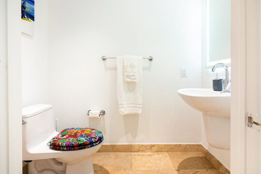 2nd bathroom
