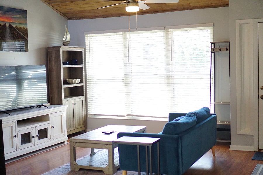 Furnished Finder property 875112_1 photo 17