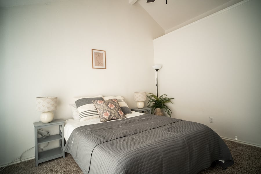 Bedroom 2 (upstairs)