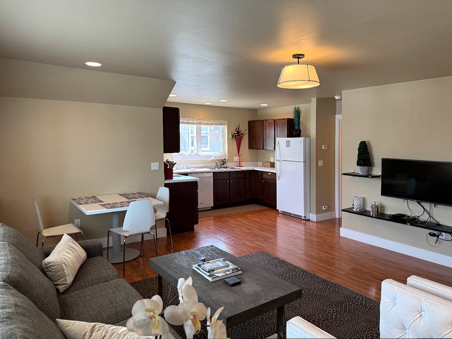Furnished Finder property 875156_1 photo 1