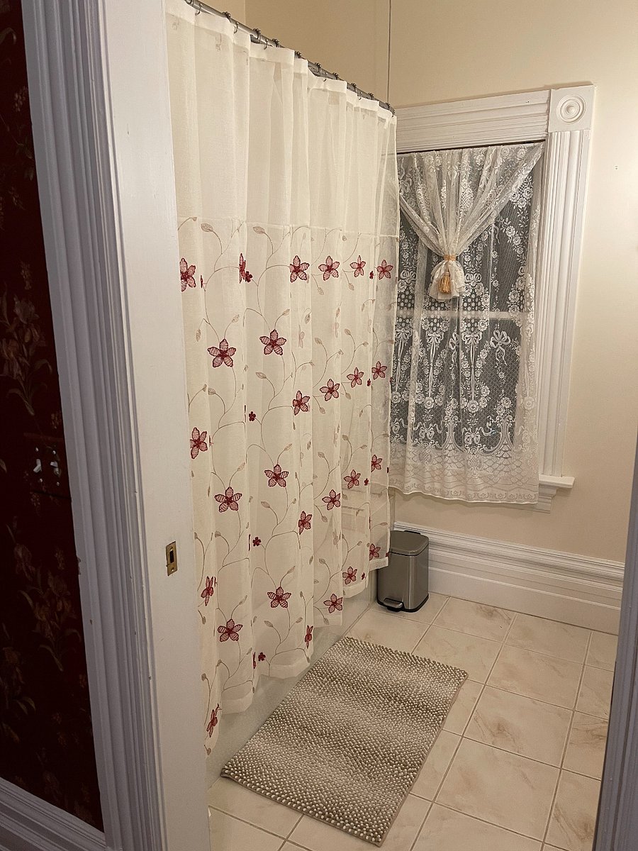 Furnished Finder property 875161_3 photo 8