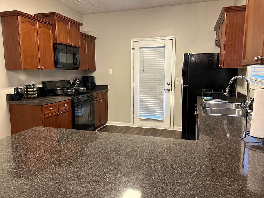 Furnished Finder property 875162_1 photo 5