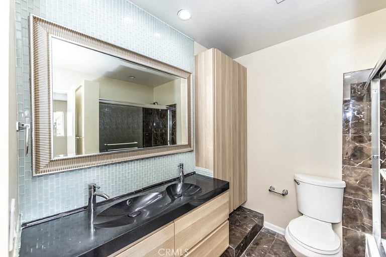 Furnished Finder property 875171_1 photo 4