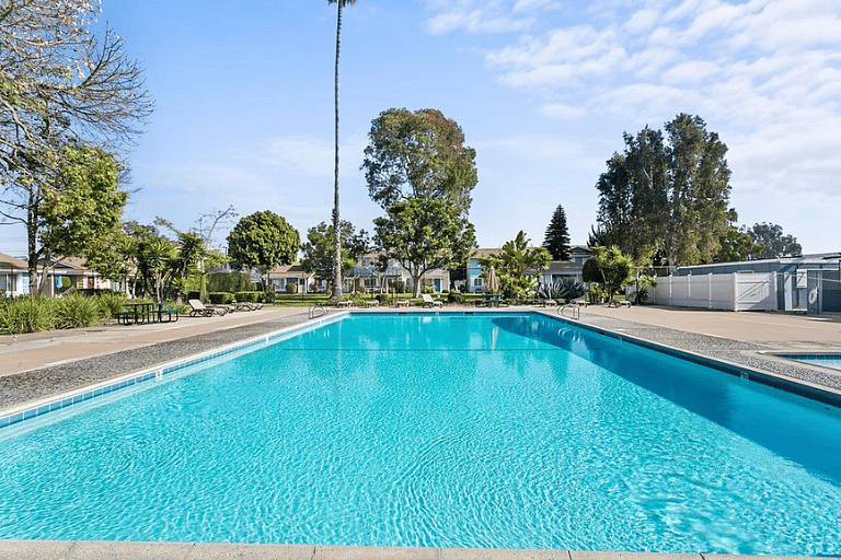 Furnished Finder property 875171_1 photo 11