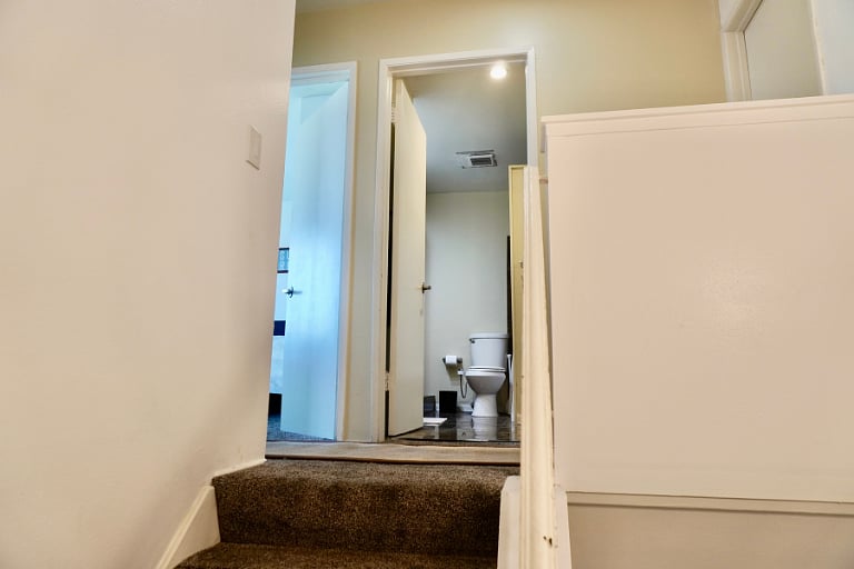 Furnished Finder property 875171_2 photo 8