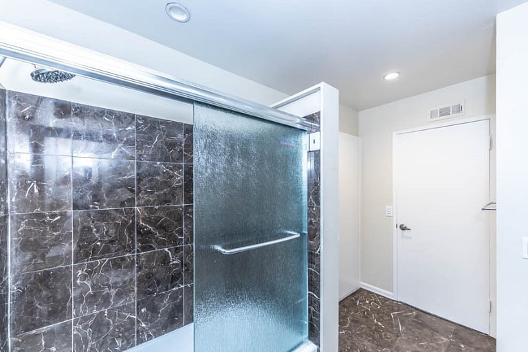 Furnished Finder property 875171_2 photo 5