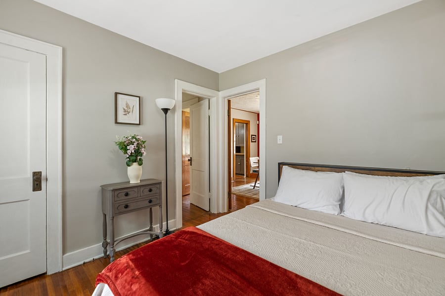 Furnished Finder property 875176_1 photo 17