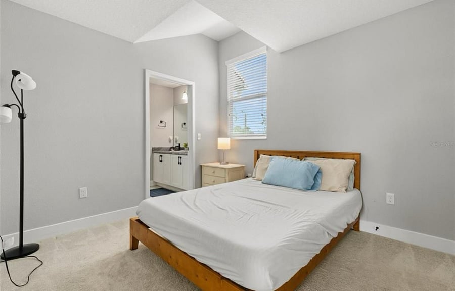 Furnished Finder property 875183_1 photo 15
