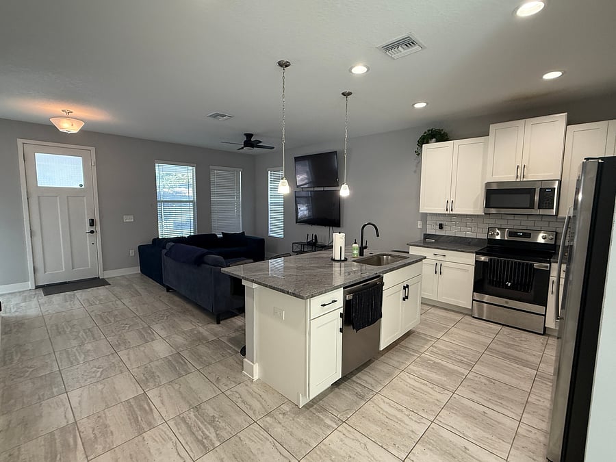 Furnished Finder property 875183_1 photo 3