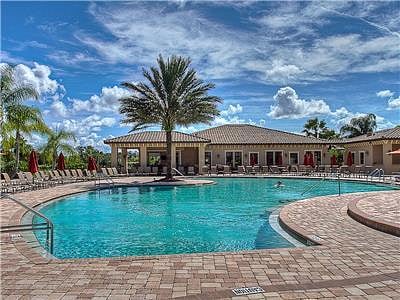 Furnished Finder property 875189_1 photo 33