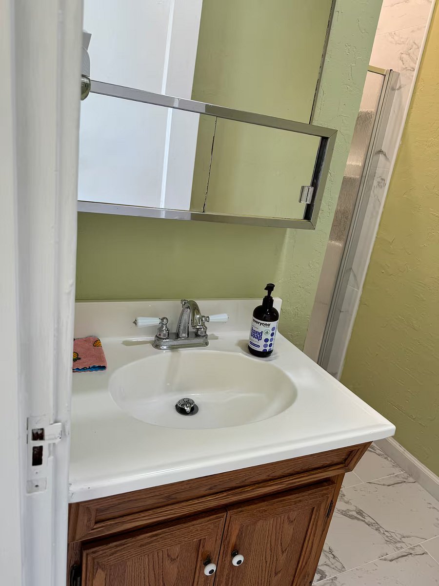 Furnished Finder property 875197_1 photo 3
