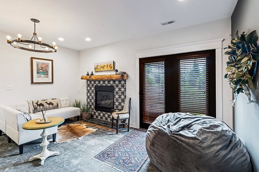 Sitting Area