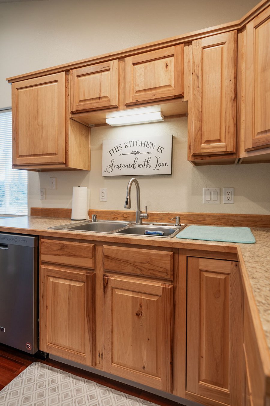 Furnished Finder property 875202_1 photo 17
