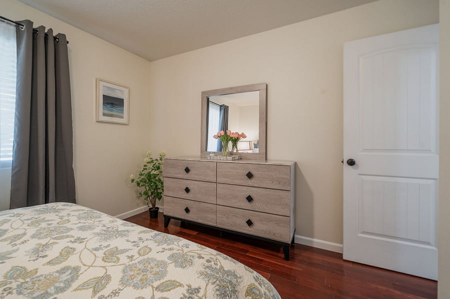 Furnished Finder property 875202_1 photo 30