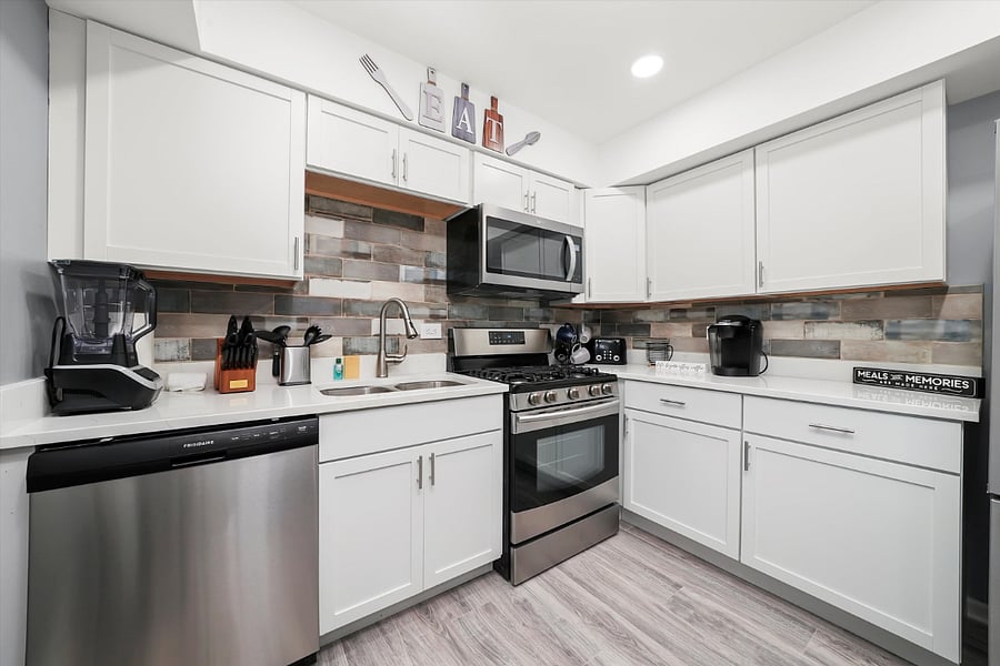 Furnished Finder property 875212_2 photo 6