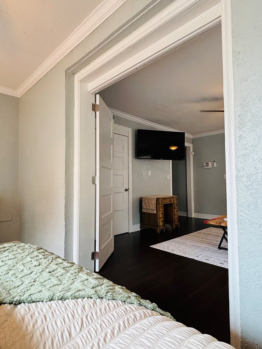 Furnished Finder property 875231_1 photo 11