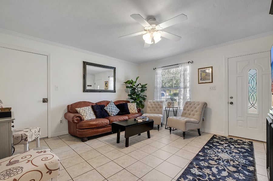 Furnished Finder property 875236_1 photo 14