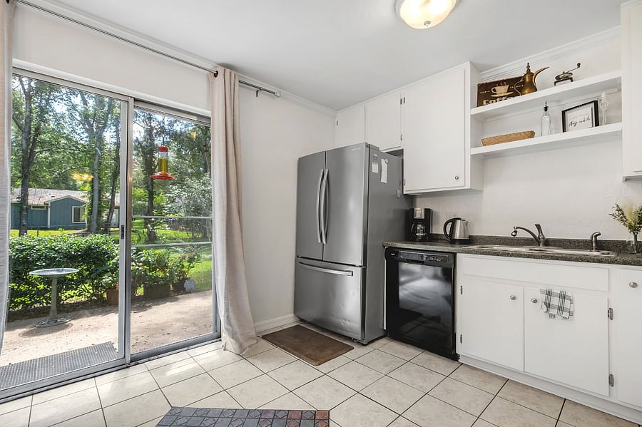 Furnished Finder property 875236_1 photo 20